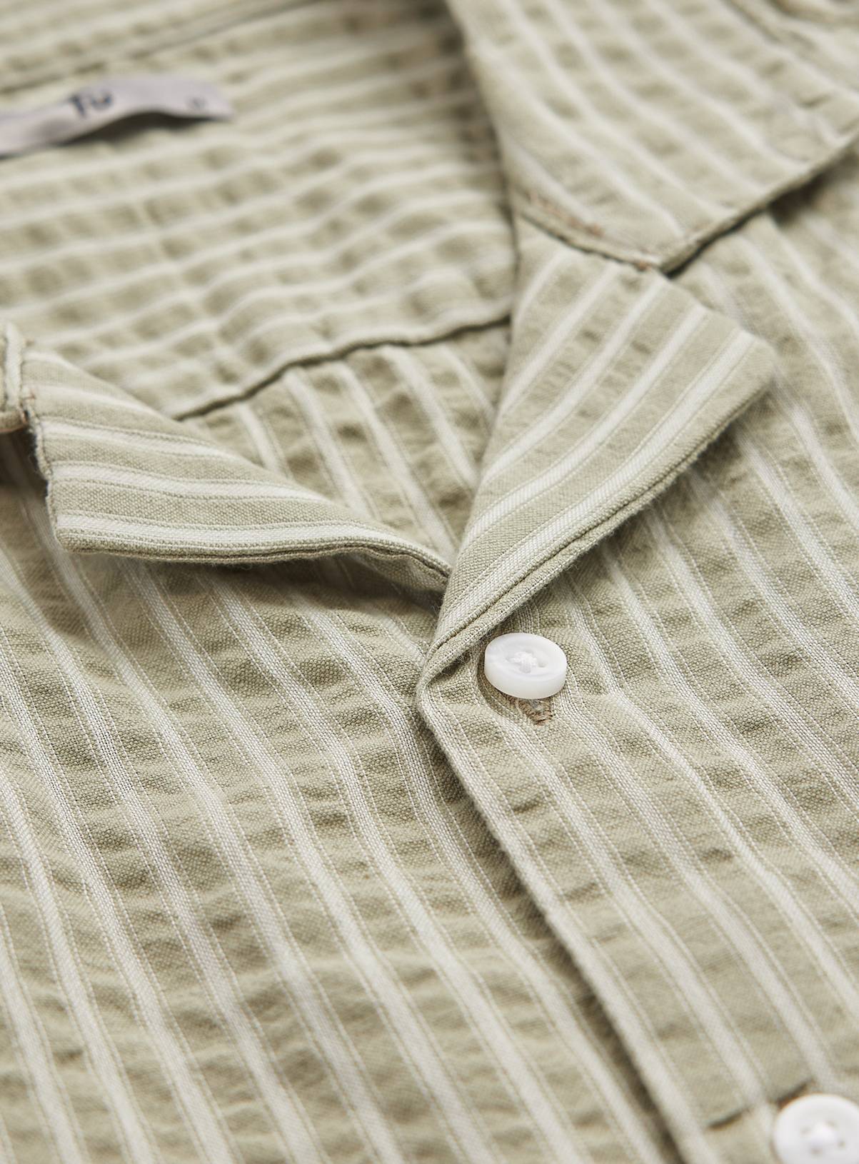 Light Green Stripe Print Seersucker Revere Neck Shirt M - Image 4